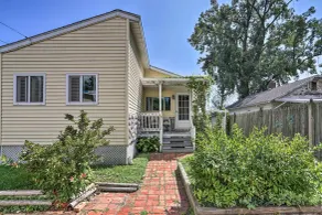 Lake Erie Waterfront Home w/ Sunroom & Yard! - Innenbereich