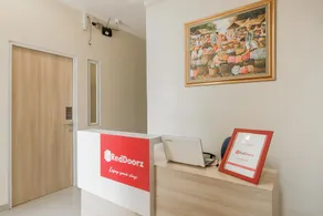 RedDoorz near Soekarno Hatta Airport - Reception