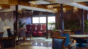 Aura Rooms - Restaurant