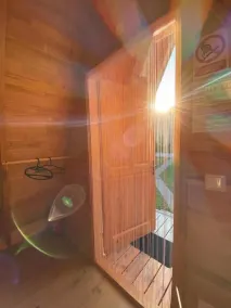 Rooms & Glamping Lana Haus  - Værelse