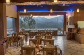Indeevara Retreat (A unit of Saroma Hill Resorts) - Restaurant