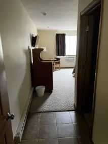 Budget Host Inn & Suites - Chambre