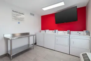 Holiday Inn Express & Suites Northwood by IHG - Pool