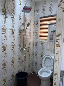 Bamod Hotel and Suites - Bathroom