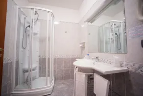 Hotel Levante - Bathroom