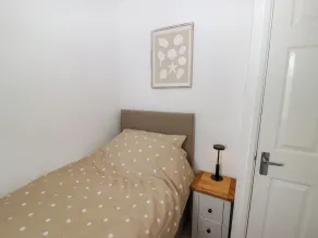 7 Cwrt Y Cadno - Room