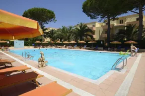 Residence Oasis - Piscina