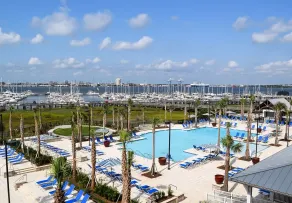 The Beach Club at Charleston Harbor Resort and Marina - Piscine