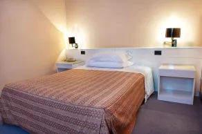 Hotel Giovanni - Værelse
