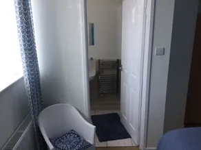 Lakeside Guest House - Værelse