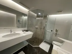 Tempus Hotel - Bathroom