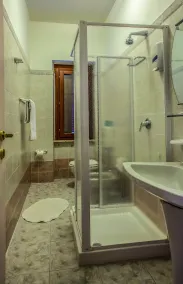 Hotel Sandalyon - Banheiro