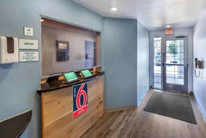 Studio 6 Extended Stay Shreveport Airport LA - Rezeption