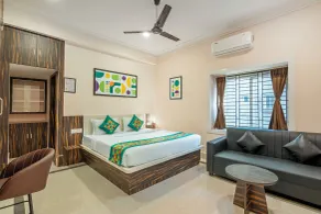 Treebo Sri Krishna Palace - Room