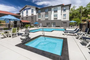 Holiday Inn Express Glenwood Springs Aspen Area by IHG - Basseng