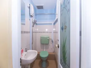 Hotel O Rafik Ali Motel - Baño