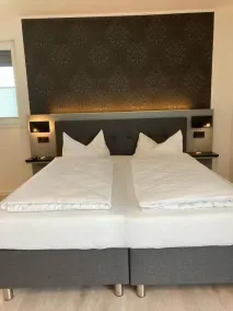 CAP1 Boardinghouse - Room