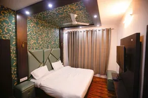 Seven Hills Hotel Srinagar  - Værelse