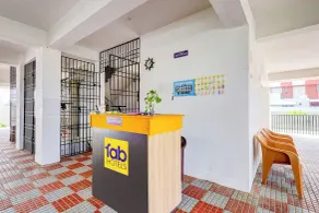 FabHotel DP Residency - Réception
