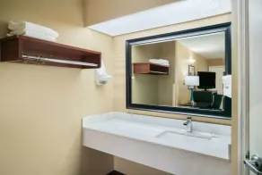 Baymont by Wyndham Prattville - Montgomery - Salle de bain