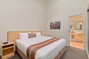 Tathra Beach House Holiday Apartments - Chambre