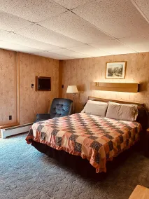 Mollyockett Motel & Swim Spa - Room