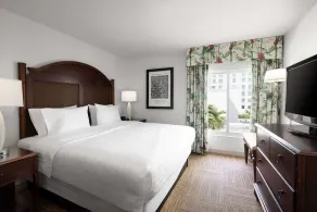 Hampton Inn & Suites San Juan - Room