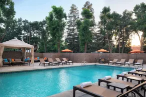 Visalia Marriott at the Convention Center - Pool