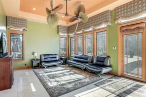 Pool, Peacocks & Views! Lavish Retreat in Gilroy - Innvendig