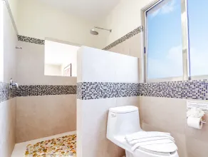 Ocean Front Private 3 Bedroom Villa in Akumal - Bad
