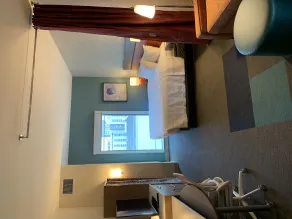 Home2 Suites by Hilton Charlotte Uptown, NC - Rum