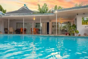 Mt Pleasant Bed and Breakfast Ltd - Pool