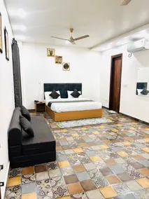 Hotel Nirvana inn - Chambre