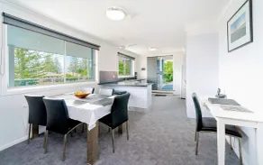 Adrift Apartments Yamba - Room