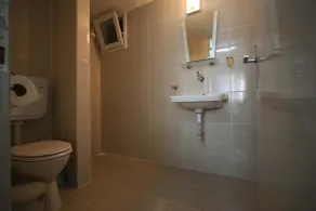 Vardar Pension - Badezimmer