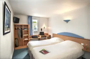 Brit Hotel Essentiel Saint-Flour - Værelse