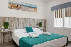 Villa Isabel By Seric, 15' walking to the beach - Rum