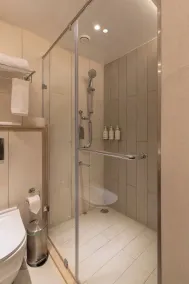 Spektrum Hotel - Bengaluru Airport - Bad