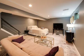 Remote Work Haven! Studio 8 Mi to Lincoln Memorial - Innenbereich