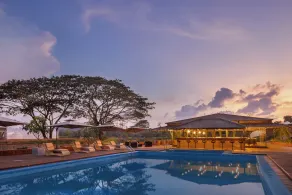 Bolagala Agro Floating Resort - Restaurant