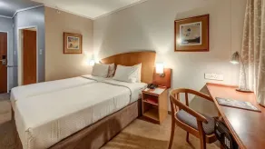 StayEasy Pretoria - Room