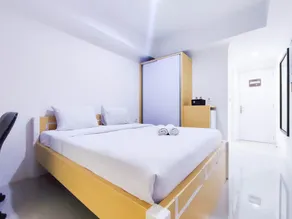 Cozy Studio at 9th Floor Paltrow City Apartment By Travelio - Habitación
