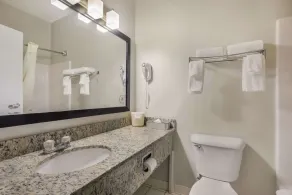 MainStay Suites Joliet I-55 - Chambre
