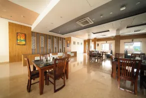 The Sky Imperial - Shahi Hotels & Resort - Restaurant