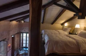 Epoches Luxury Suites - Habitación