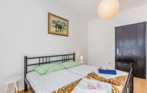 1 Bedroom Stunning Apartment In Krk - Room
