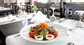 Hotel Central Sarajevo - Gym, Pool & Spa - Restaurante