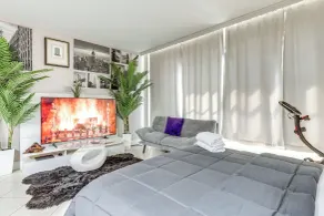 Downtown Jacksonville Retreat | Walk to Events & Stadium - Interiör