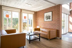 Séjours & Affaires Créteil Le Magistère - Coin salon dans le hall
