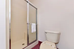 Country Hearth Inn-Toccoa - Bathroom